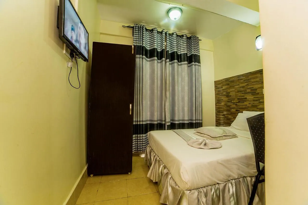Latitude 1 Suites Kampala 0*,